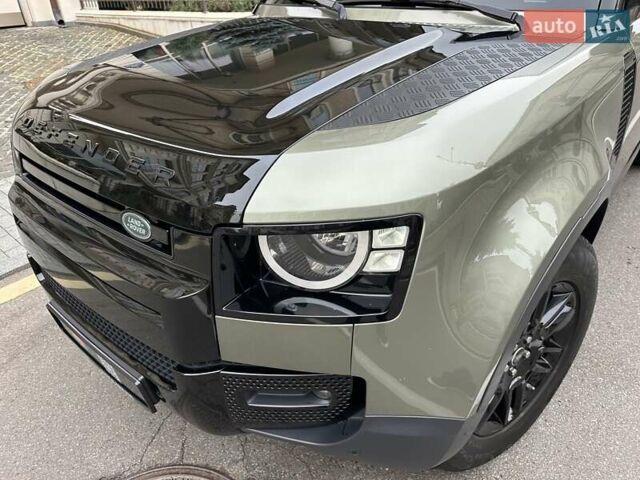 Зеленый Ленд Ровер Дефендер, объемом двигателя 2 л и пробегом 77 тыс. км за 52000 $, фото 17 на Automoto.ua