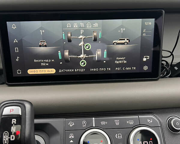 Зелений Ленд Ровер Дефендер, об'ємом двигуна 2 л та пробігом 157 тис. км за 54000 $, фото 8 на Automoto.ua