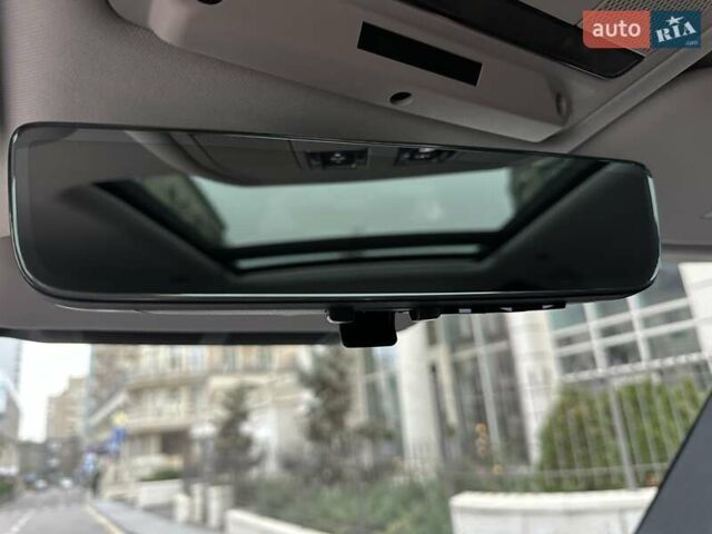 Зеленый Ленд Ровер Дефендер, объемом двигателя 2 л и пробегом 77 тыс. км за 52000 $, фото 64 на Automoto.ua