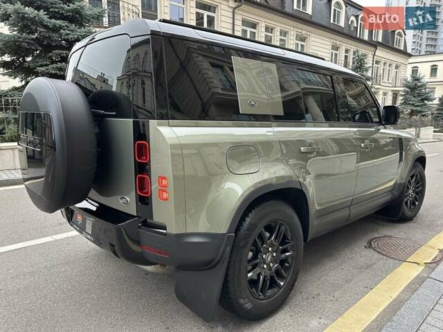 Зеленый Ленд Ровер Дефендер, объемом двигателя 2 л и пробегом 77 тыс. км за 52000 $, фото 12 на Automoto.ua