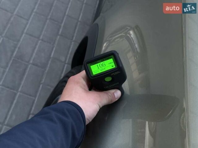 Зеленый Ленд Ровер Дефендер, объемом двигателя 3 л и пробегом 157 тыс. км за 59900 $, фото 62 на Automoto.ua