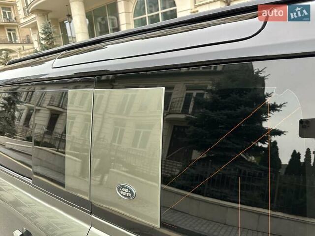 Зеленый Ленд Ровер Дефендер, объемом двигателя 2 л и пробегом 77 тыс. км за 52000 $, фото 25 на Automoto.ua