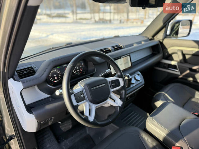 Зеленый Ленд Ровер Дефендер, объемом двигателя 3 л и пробегом 78 тыс. км за 68000 $, фото 43 на Automoto.ua