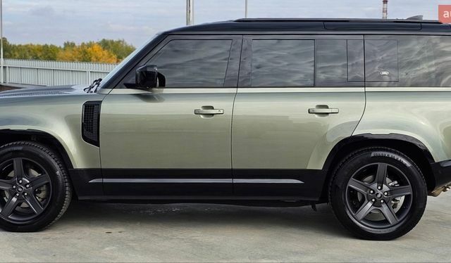 Зеленый Ленд Ровер Дефендер, объемом двигателя 3 л и пробегом 105 тыс. км за 65500 $, фото 56 на Automoto.ua