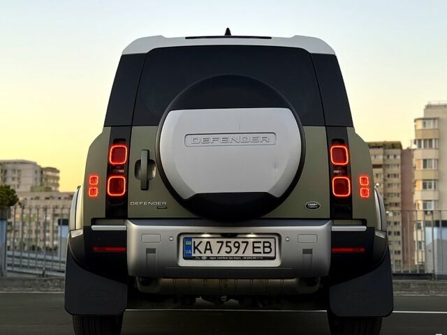 Зелений Ленд Ровер Дефендер, об'ємом двигуна 3 л та пробігом 41 тис. км за 75000 $, фото 3 на Automoto.ua