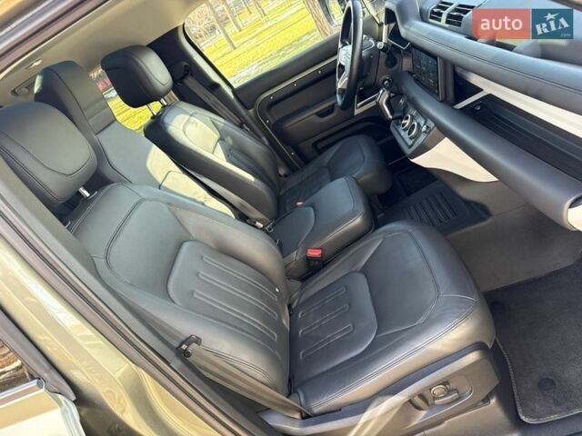 Зелений Ленд Ровер Дефендер, об'ємом двигуна 3 л та пробігом 79 тис. км за 68000 $, фото 50 на Automoto.ua