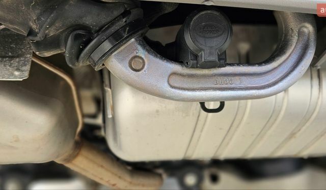 Зеленый Ленд Ровер Дефендер, объемом двигателя 3 л и пробегом 105 тыс. км за 65500 $, фото 18 на Automoto.ua