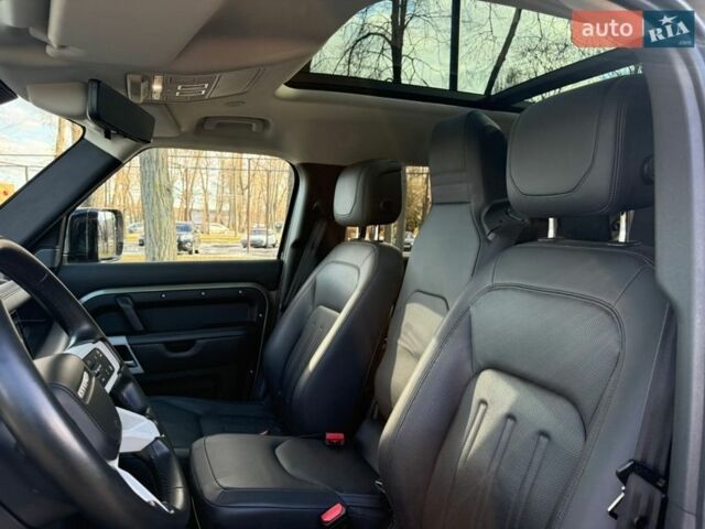 Зелений Ленд Ровер Дефендер, об'ємом двигуна 3 л та пробігом 79 тис. км за 68000 $, фото 42 на Automoto.ua