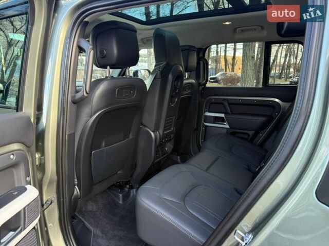 Зелений Ленд Ровер Дефендер, об'ємом двигуна 3 л та пробігом 79 тис. км за 68000 $, фото 43 на Automoto.ua