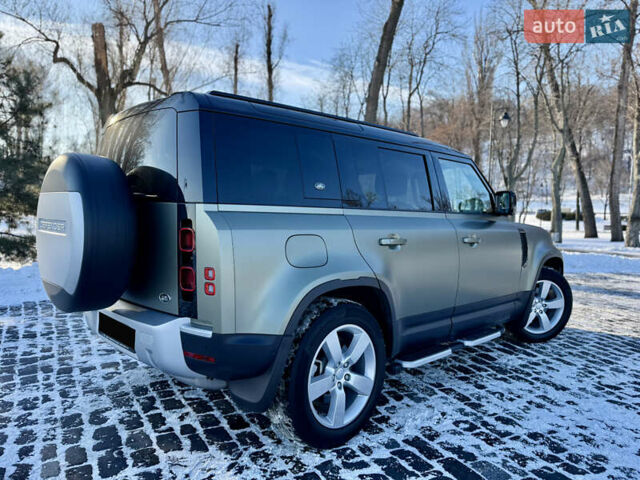 Зеленый Ленд Ровер Дефендер, объемом двигателя 3 л и пробегом 78 тыс. км за 68000 $, фото 5 на Automoto.ua