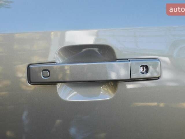 Ленд Ровер Дефендер 2022 в Одессе на Automoto.ua Зеленый Ленд Ровер Дефендер, объемом двигателя 3 л и пробегом 29 тыс. км за 77000 $, фото 15 на Automoto.ua