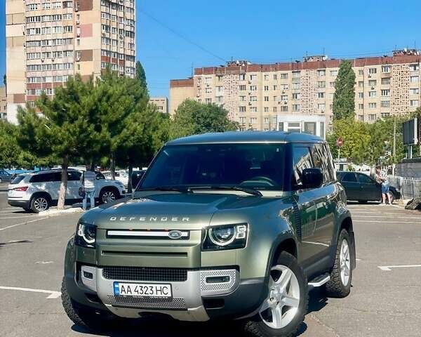 Зеленый Ленд Ровер Дефендер, объемом двигателя 3 л и пробегом 29 тыс. км за 79500 $, фото 3 на Automoto.ua