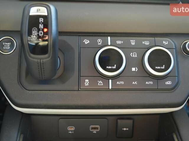 Ленд Ровер Дефендер 2022 в Одессе на Automoto.ua Зеленый Ленд Ровер Дефендер, объемом двигателя 3 л и пробегом 29 тыс. км за 77000 $, фото 30 на Automoto.ua