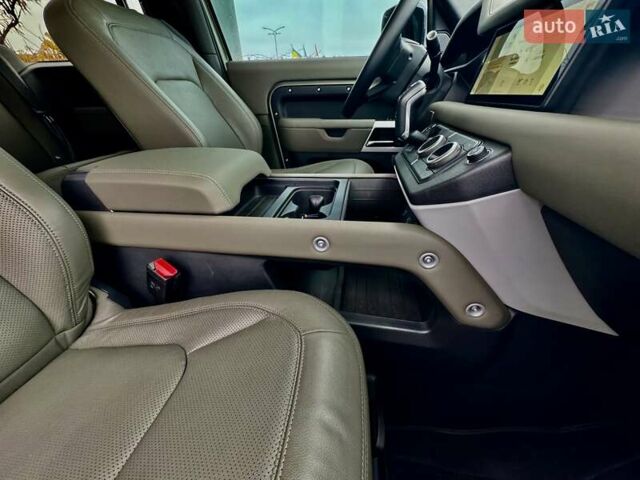 Зеленый Ленд Ровер Дефендер, объемом двигателя 3 л и пробегом 6 тыс. км за 79999 $, фото 15 на Automoto.ua