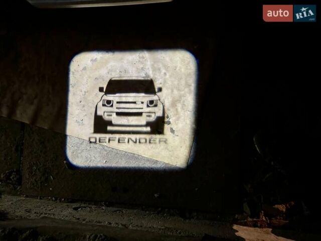 Ленд Ровер Дефендер 2023 у Броварах на Automoto.ua Зелений Ленд Ровер Дефендер, об'ємом двигуна 3 л та пробігом 6 тис. км за 87000 $, фото 32 на Automoto.ua