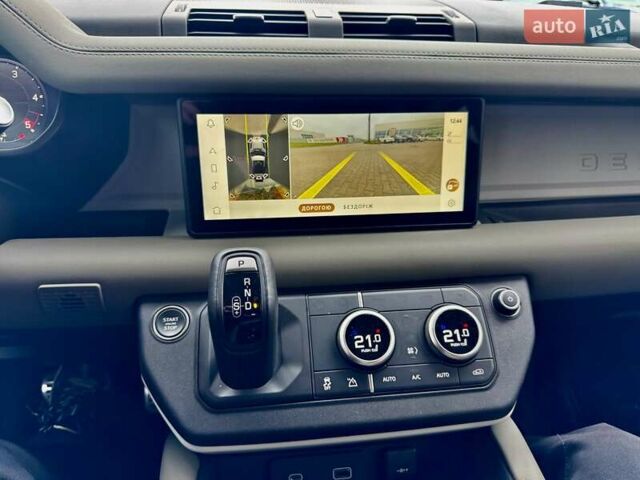 Зеленый Ленд Ровер Дефендер, объемом двигателя 3 л и пробегом 6 тыс. км за 79999 $, фото 41 на Automoto.ua