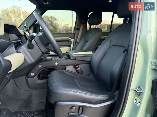 Зелений Ленд Ровер Дефендер, об'ємом двигуна 3 л та пробігом 30 тис. км за 119000 $, фото 21 на Automoto.ua