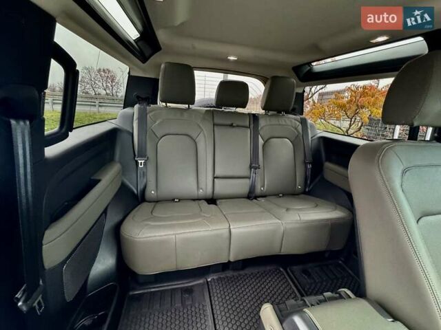 Зеленый Ленд Ровер Дефендер, объемом двигателя 3 л и пробегом 6 тыс. км за 79999 $, фото 22 на Automoto.ua