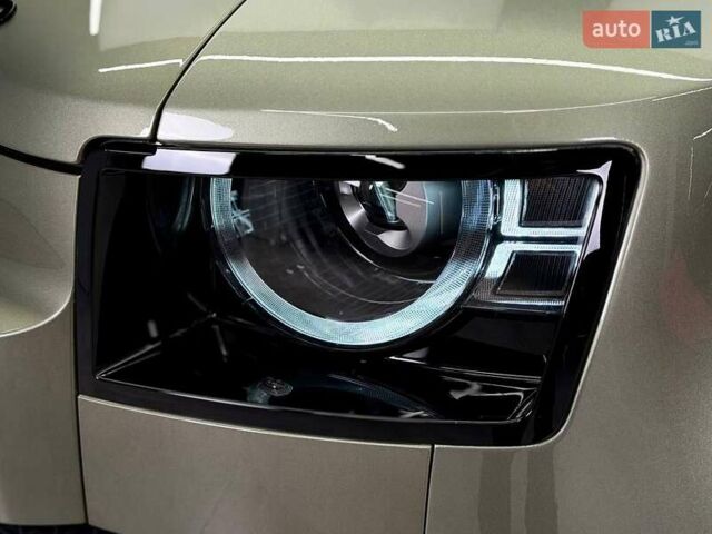 Зеленый Ленд Ровер Дефендер, объемом двигателя 3 л и пробегом 7 тыс. км за 82990 $, фото 26 на Automoto.ua