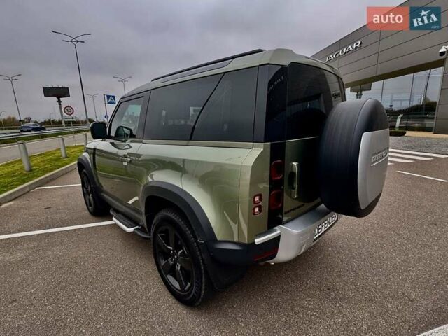 Зеленый Ленд Ровер Дефендер, объемом двигателя 3 л и пробегом 6 тыс. км за 79999 $, фото 2 на Automoto.ua