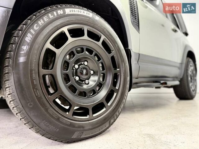 Зеленый Ленд Ровер Дефендер, объемом двигателя 3 л и пробегом 7 тыс. км за 80800 $, фото 50 на Automoto.ua