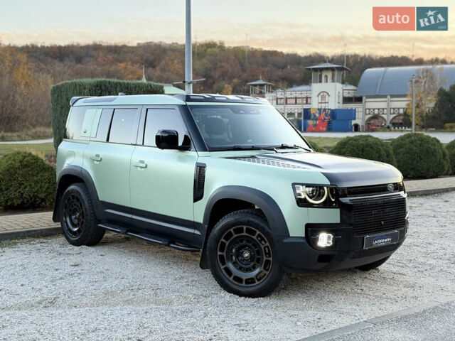 Зелений Ленд Ровер Дефендер, об'ємом двигуна 3 л та пробігом 30 тис. км за 119000 $, фото 3 на Automoto.ua