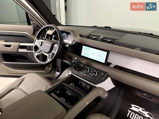 Зеленый Ленд Ровер Дефендер, объемом двигателя 3 л и пробегом 7 тыс. км за 82990 $, фото 61 на Automoto.ua