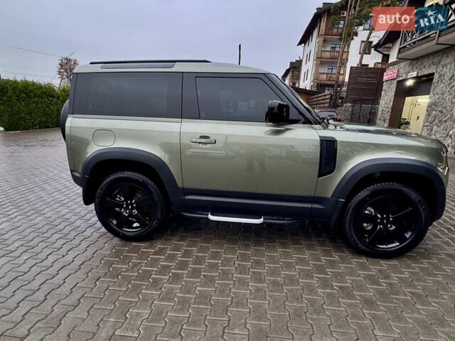 Ленд Ровер Дефендер 2023 у Броварах на Automoto.ua Зелений Ленд Ровер Дефендер, об'ємом двигуна 3 л та пробігом 6 тис. км за 87000 $, фото 3 на Automoto.ua