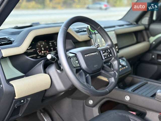 Зелений Ленд Ровер Дефендер, об'ємом двигуна 3 л та пробігом 30 тис. км за 119000 $, фото 22 на Automoto.ua