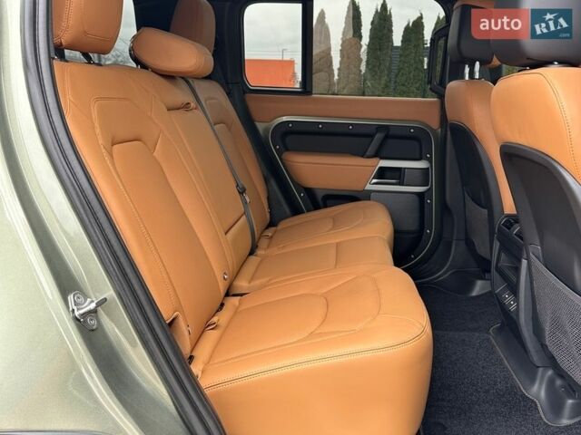 Зелений Ленд Ровер Дефендер, об'ємом двигуна 3 л та пробігом 56 тис. км за 79000 $, фото 27 на Automoto.ua