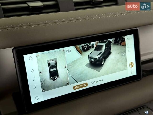 Зеленый Ленд Ровер Дефендер, объемом двигателя 3 л и пробегом 7 тыс. км за 82990 $, фото 40 на Automoto.ua