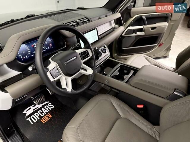 Зеленый Ленд Ровер Дефендер, объемом двигателя 3 л и пробегом 7 тыс. км за 80800 $, фото 5 на Automoto.ua