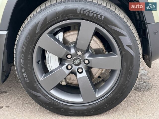 Зелений Ленд Ровер Дефендер, об'ємом двигуна 3 л та пробігом 56 тис. км за 79000 $, фото 9 на Automoto.ua