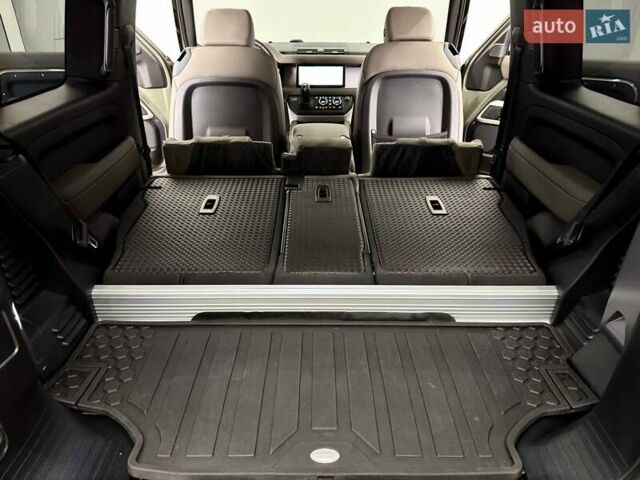 Зеленый Ленд Ровер Дефендер, объемом двигателя 3 л и пробегом 7 тыс. км за 82990 $, фото 66 на Automoto.ua