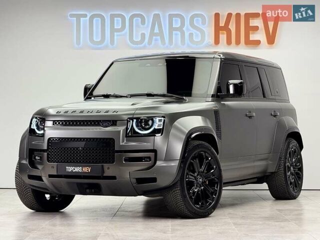 Зелений Ленд Ровер Дефендер, об'ємом двигуна 4.39 л та пробігом 3 тис. км за 255000 $, фото 1 на Automoto.ua