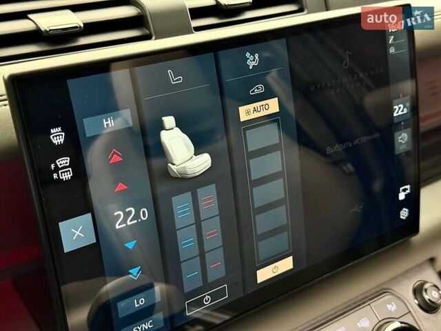 Зелений Ленд Ровер Дефендер, об'ємом двигуна 4.39 л та пробігом 3 тис. км за 255000 $, фото 88 на Automoto.ua