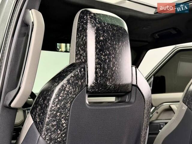 Зелений Ленд Ровер Дефендер, об'ємом двигуна 4.39 л та пробігом 3 тис. км за 255000 $, фото 49 на Automoto.ua