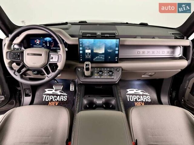 Зелений Ленд Ровер Дефендер, об'ємом двигуна 4.39 л та пробігом 3 тис. км за 255000 $, фото 59 на Automoto.ua