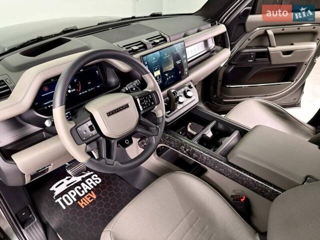 Зелений Ленд Ровер Дефендер, об'ємом двигуна 4.39 л та пробігом 3 тис. км за 255000 $, фото 28 на Automoto.ua