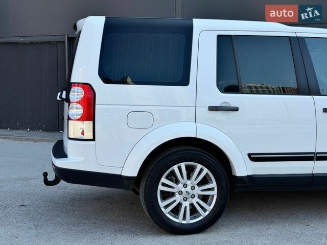 Белый Ленд Ровер Дискавери, объемом двигателя 3 л и пробегом 320 тыс. км за 13450 $, фото 23 на Automoto.ua