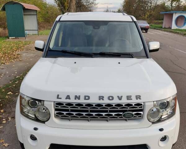 Білий Ленд Ровер Діскавері, об'ємом двигуна 3 л та пробігом 316 тис. км за 14800 $, фото 9 на Automoto.ua