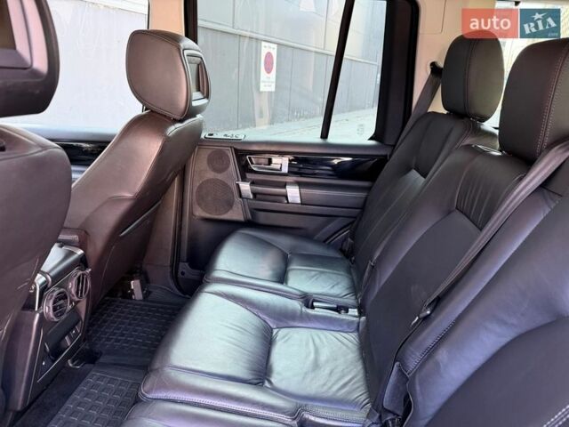 Белый Ленд Ровер Дискавери, объемом двигателя 3 л и пробегом 320 тыс. км за 13450 $, фото 56 на Automoto.ua