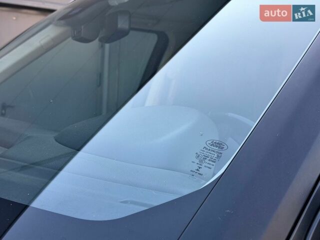 Белый Ленд Ровер Дискавери, объемом двигателя 3 л и пробегом 320 тыс. км за 13450 $, фото 13 на Automoto.ua