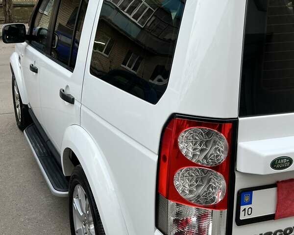 Белый Ленд Ровер Дискавери, объемом двигателя 2.99 л и пробегом 230 тыс. км за 14500 $, фото 21 на Automoto.ua