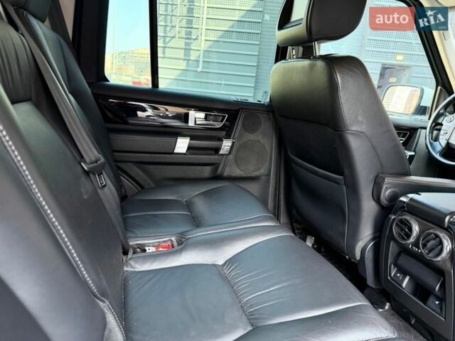 Белый Ленд Ровер Дискавери, объемом двигателя 3 л и пробегом 320 тыс. км за 13450 $, фото 39 на Automoto.ua