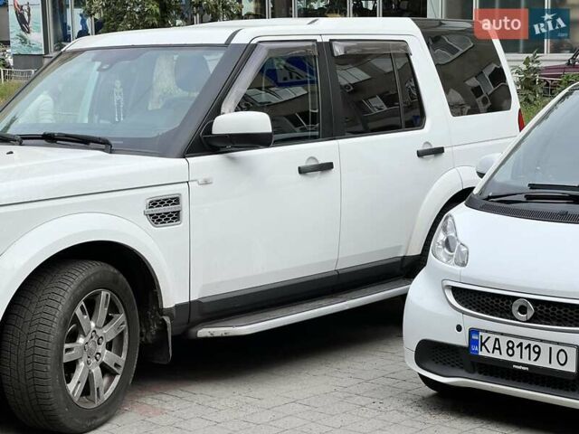 Белый Ленд Ровер Дискавери, объемом двигателя 2.99 л и пробегом 230 тыс. км за 14500 $, фото 24 на Automoto.ua