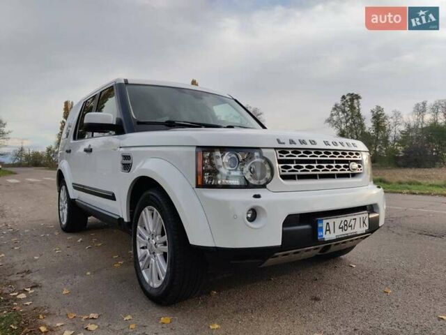 Білий Ленд Ровер Діскавері, об'ємом двигуна 3 л та пробігом 316 тис. км за 14800 $, фото 3 на Automoto.ua