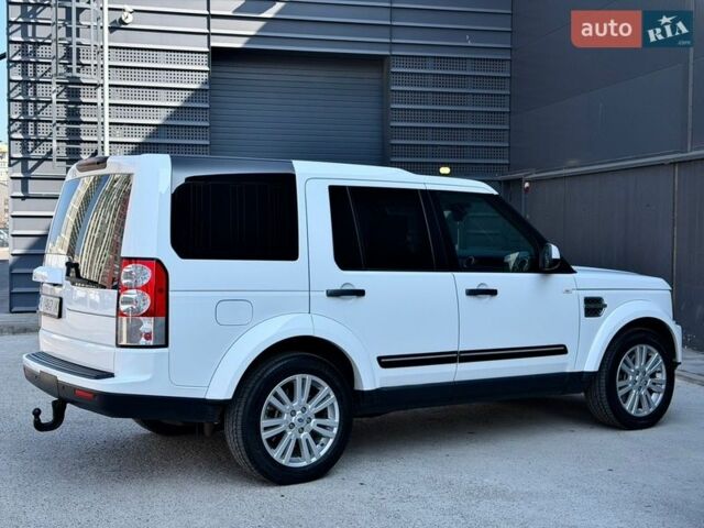 Белый Ленд Ровер Дискавери, объемом двигателя 3 л и пробегом 250 тыс. км за 16000 $, фото 60 на Automoto.ua