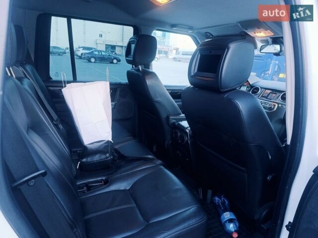 Белый Ленд Ровер Дискавери, объемом двигателя 3 л и пробегом 248 тыс. км за 13800 $, фото 30 на Automoto.ua