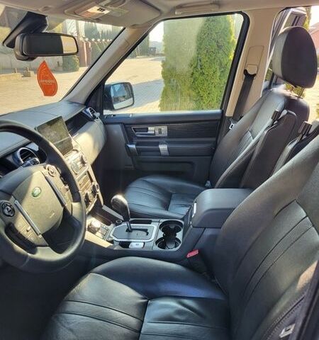 Білий Ленд Ровер Діскавері, об'ємом двигуна 3 л та пробігом 339 тис. км за 18500 $, фото 8 на Automoto.ua